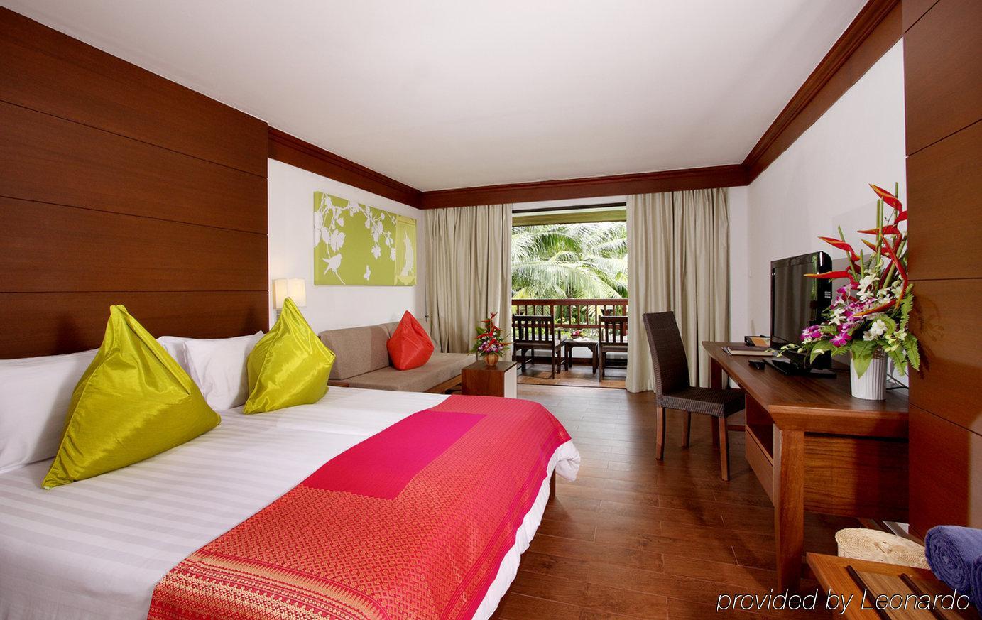 Kamala Beach Inn Phuket Exterior photo
